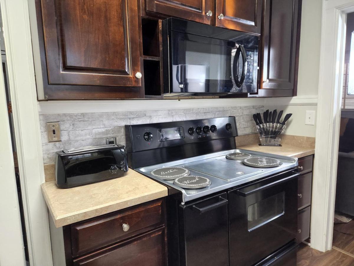 Spacious Centrally Located 3 Bed 2 Bath - Sleeps 8 Montgomery Exterior foto